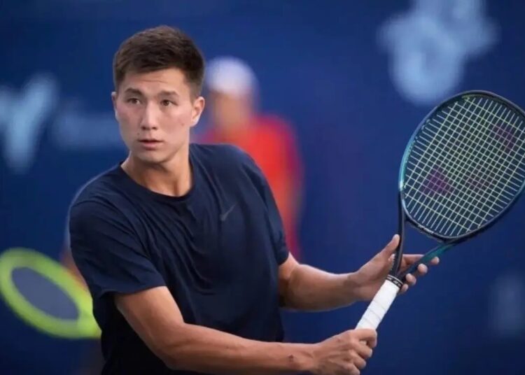 Бейбіт Жұқаев Үндістанда жарыстың 1-ші ракеткасын жеңді
