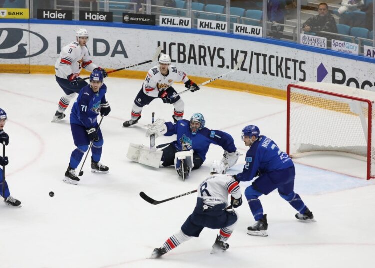 Бейбіт Жұқаев Үндістанда жарыстың 1-ші ракеткасын жеңді