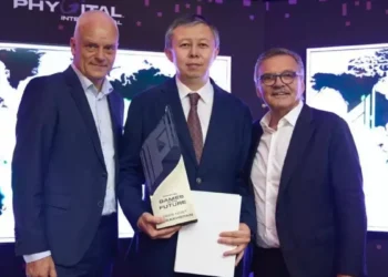 Елена Рыбакинаның қарсыласы ойынды жалғастырудан бас тартты