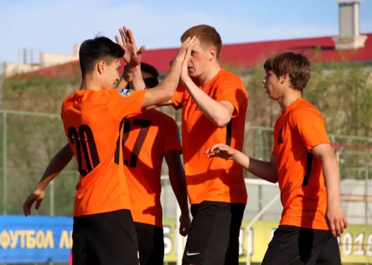 Қазақстан футболы: бір клуб атауын жаңартса, екіншісі турнирден кетті