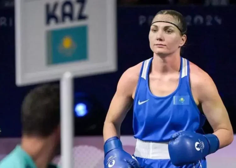 Қытайлық боксшы қазақстандықты финалға жібермеді