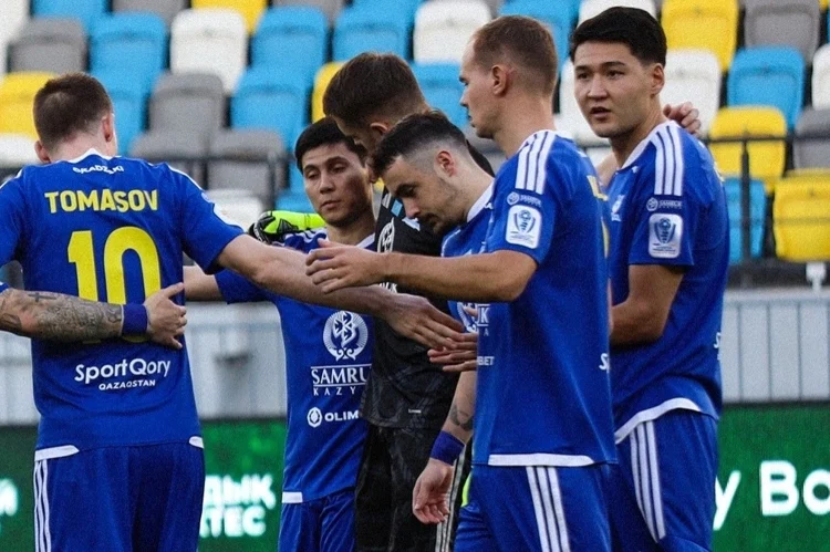 «Қайрат» футзал клубы бас бапкерімен қош айтысты