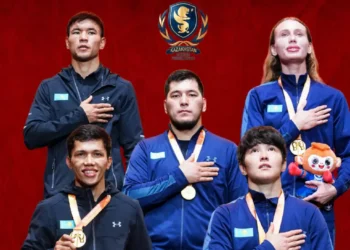 Қазақстандық семсерлесуші Азия чемпионатында тарихи алтын жеңіп алды
